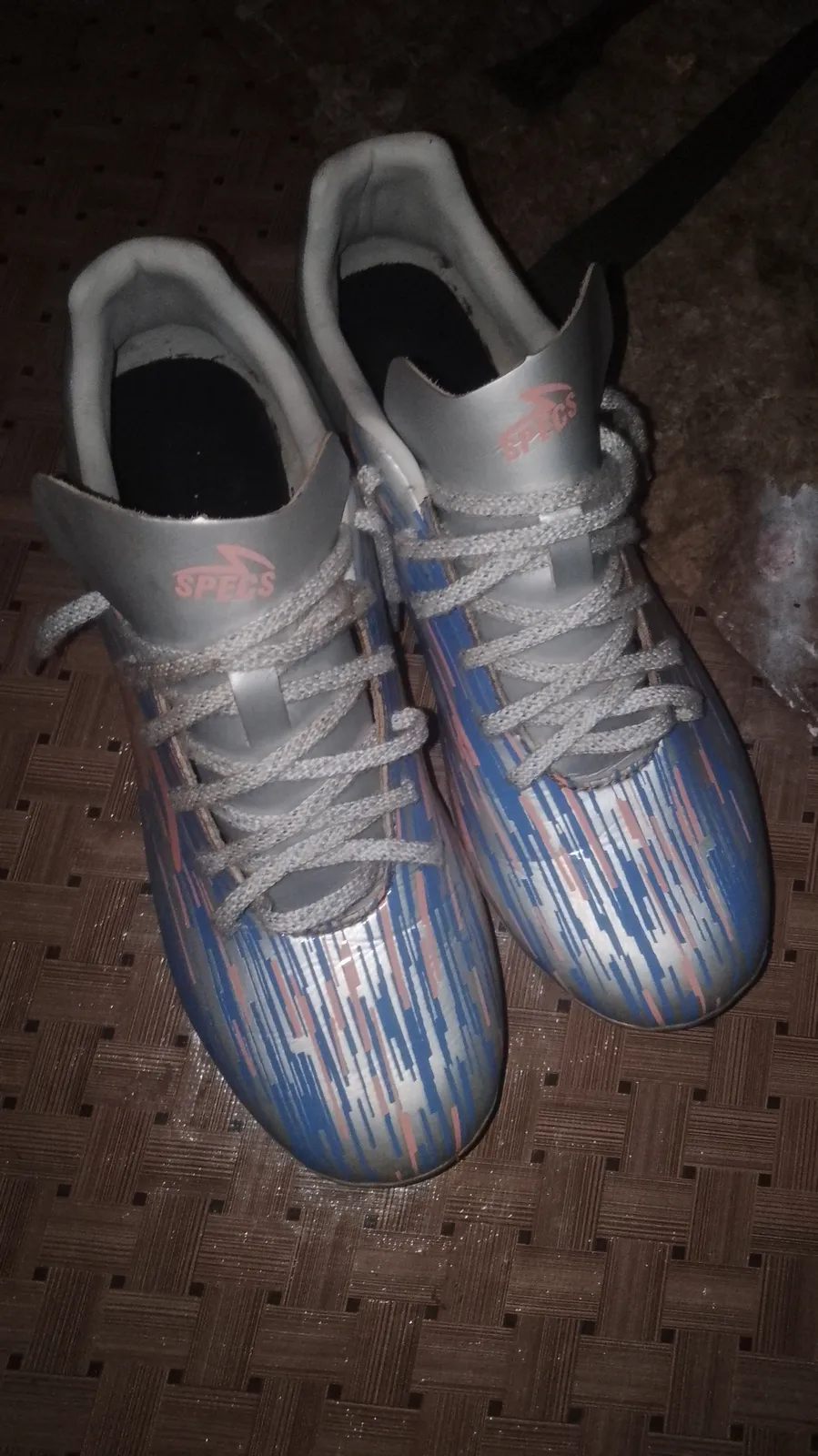 sepatu bola ls ribon size 39